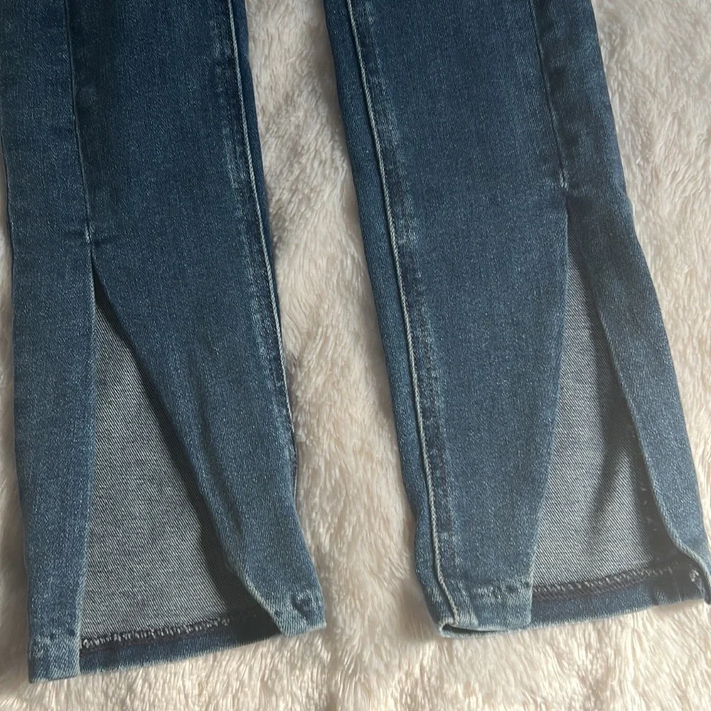 Hudson blue skinny jeans whith slit on front - Picture 6 of 6